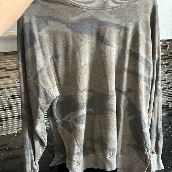 Camo long sleeve - Picture 3 of 4
